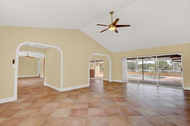 4529 Square Lake Drive, Palm Beach Gardens, FL 33418