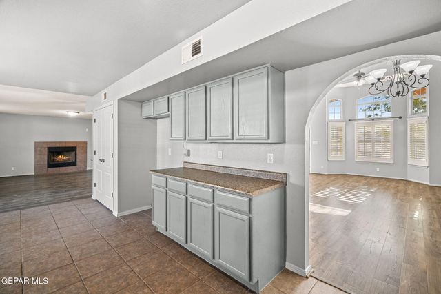 12585 PASEO LINDO Drive, El Paso, TX 79928