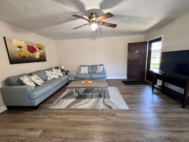 3124 N Us Highway 441 J1, Okeechobee, FL 34974