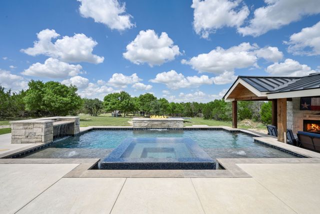 1965 Lakeside Drive, Bluff Dale, TX 76433