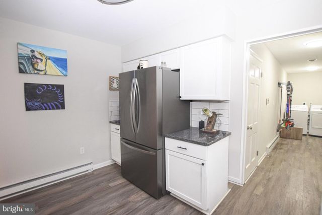 9 GABRIEL DR, Martinsburg, WV 25405