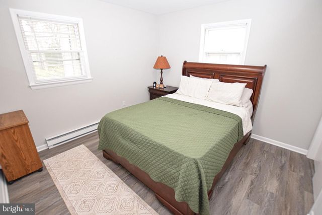 9 GABRIEL DR, Martinsburg, WV 25405