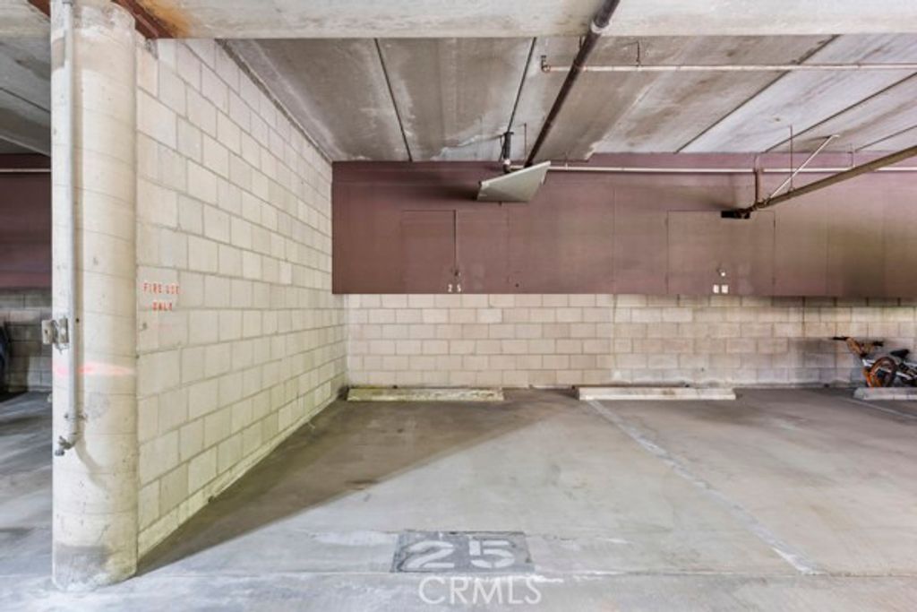 Image 40 of property listing at 585 W Duarte 25, Arcadia, CA 91007