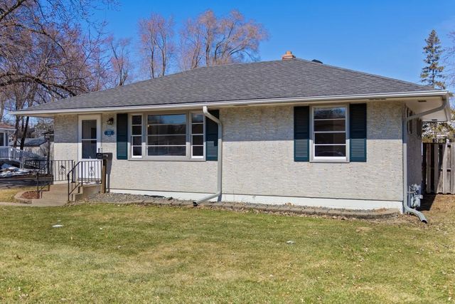 3619 71st Street E, Inver Grove Heights, MN 55076