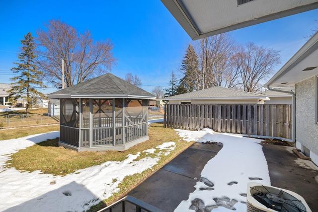 3619 71st Street E, Inver Grove Heights, MN 55076