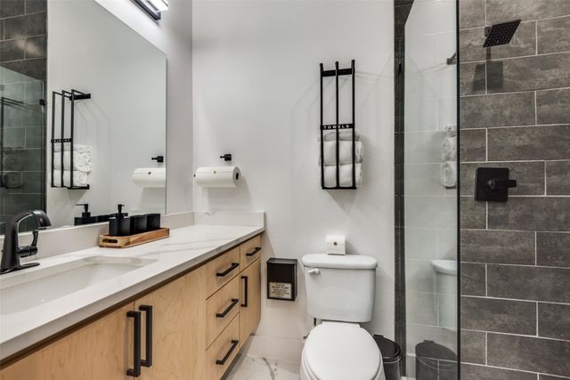 1904 Pollard Street, Dallas, TX 75208