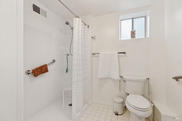 569 Sequoia Dr, San Anselmo, CA 94960