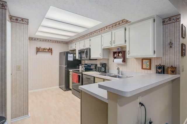 285 Villa Oaks Lane, Columbus, OH 43230