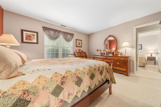 285 Villa Oaks Lane, Columbus, OH 43230