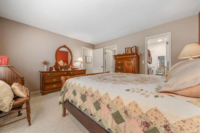 285 Villa Oaks Lane, Columbus, OH 43230