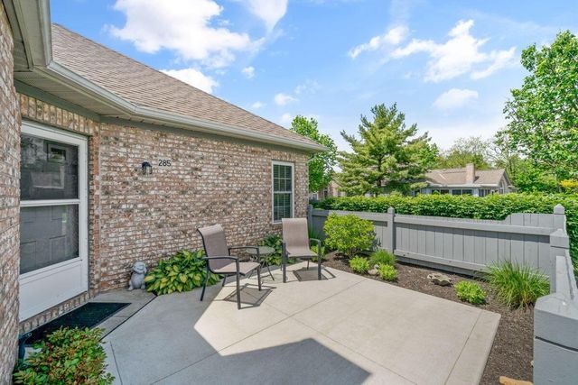 285 Villa Oaks Lane, Columbus, OH 43230