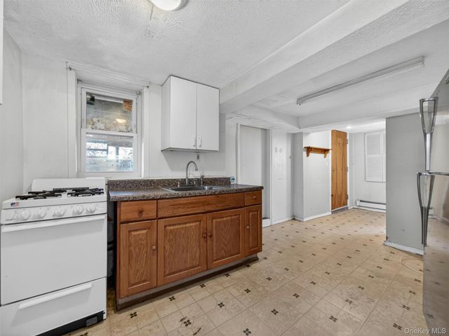 21 Sharp Street, Haverstraw, NY 10927