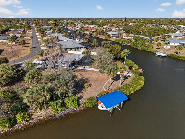 4406 MEAGER CIRCLE, Port Charlotte, FL 33948