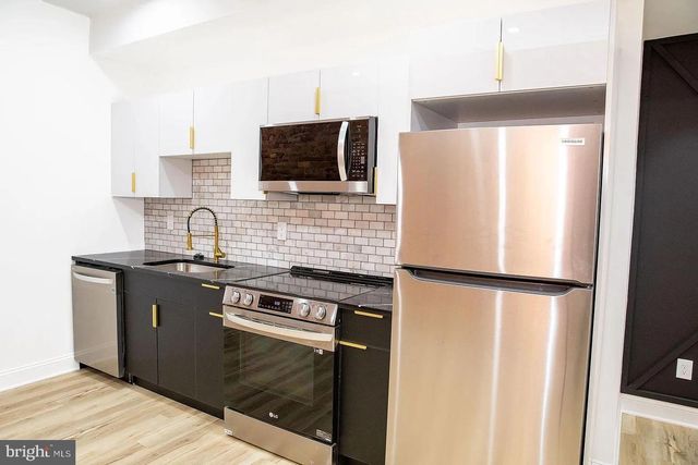 3425 OLD YORK RD, Philadelphia, PA 19140