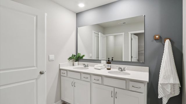 4722 173rd Street, Urbandale, IA 50322