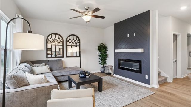 4722 173rd Street, Urbandale, IA 50322