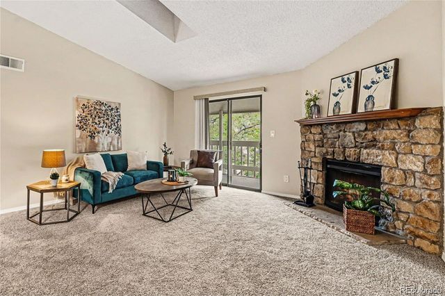 8225 E Fairmount Drive 9-201, Denver, CO 80247