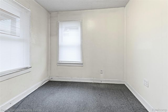 2513 Vanness Street, Port Huron, MI 48060