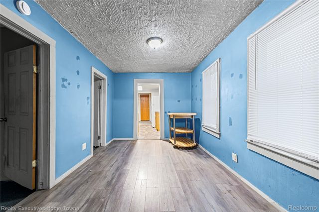 2513 Vanness Street, Port Huron, MI 48060