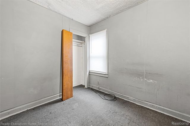 2513 Vanness Street, Port Huron, MI 48060