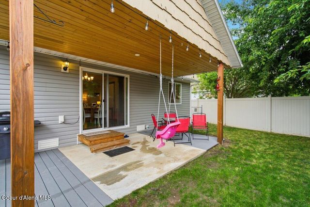2130 E Decaro LOOP, Post Falls, ID 83854