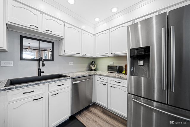 8544 Pine Street, Orland Park, IL 60462