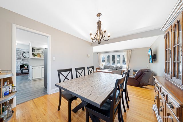 8544 Pine Street, Orland Park, IL 60462