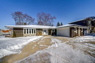 8544 Pine Street, Orland Park, IL 60462