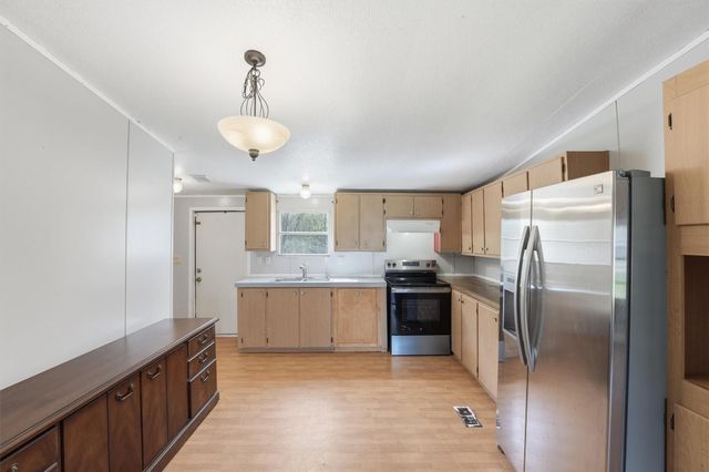 2415 W Cedar Bayou Lynchburg Road, Baytown, TX 77521