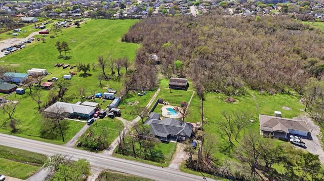 2415 W Cedar Bayou Lynchburg Road, Baytown, TX 77521