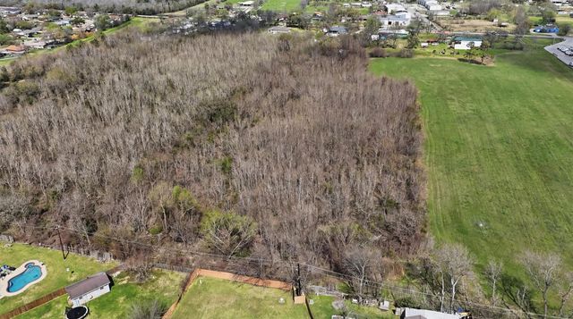 2415 W Cedar Bayou Lynchburg Road, Baytown, TX 77521