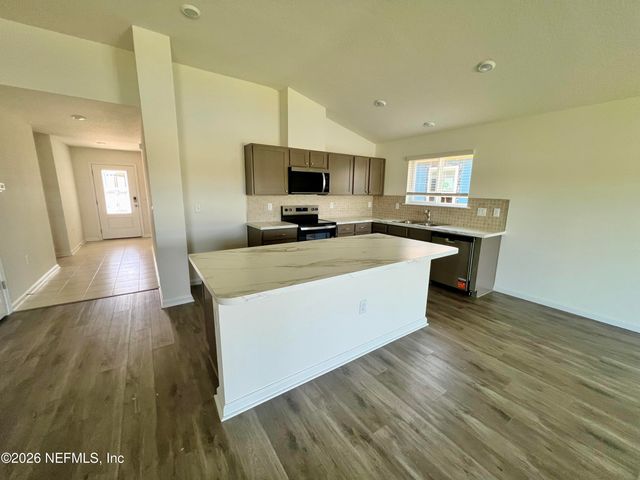 8177 HAWKES MEADOW Drive, Jacksonville, FL 32219