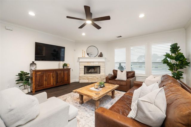 4203 Landon Lane, Baytown, TX 77523