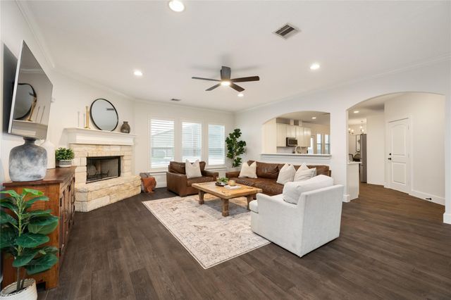 4203 Landon Lane, Baytown, TX 77523