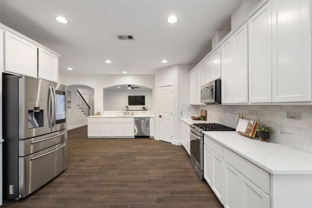 4203 Landon Lane, Baytown, TX 77523