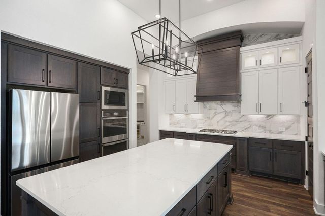 9010 Bayou Spring Court, Missouri City, TX 77459