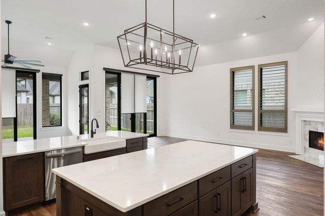 9010 Bayou Spring Court, Missouri City, TX 77459