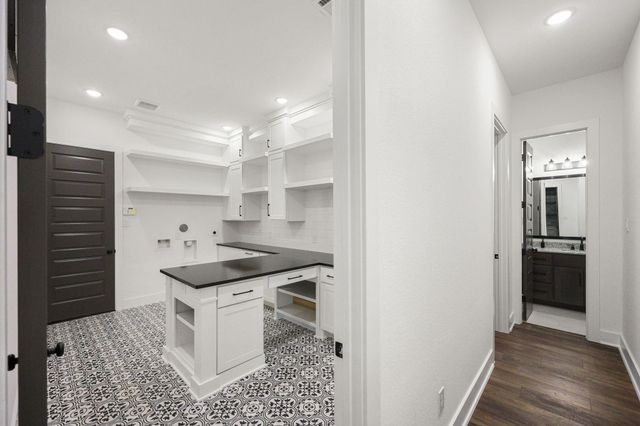 9010 Bayou Spring Court, Missouri City, TX 77459