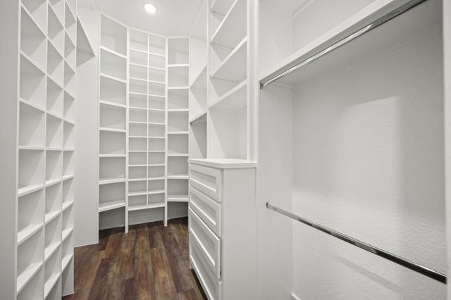 9010 Bayou Spring Court, Missouri City, TX 77459