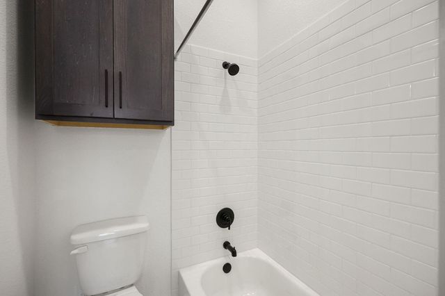 9010 Bayou Spring Court, Missouri City, TX 77459