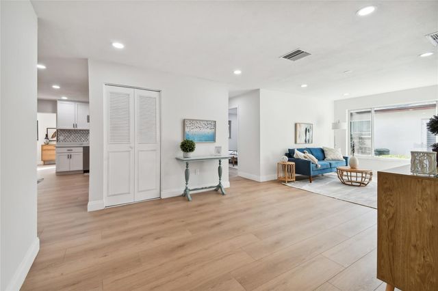 1639 SUMMIT WAY, Dunedin, FL 34698