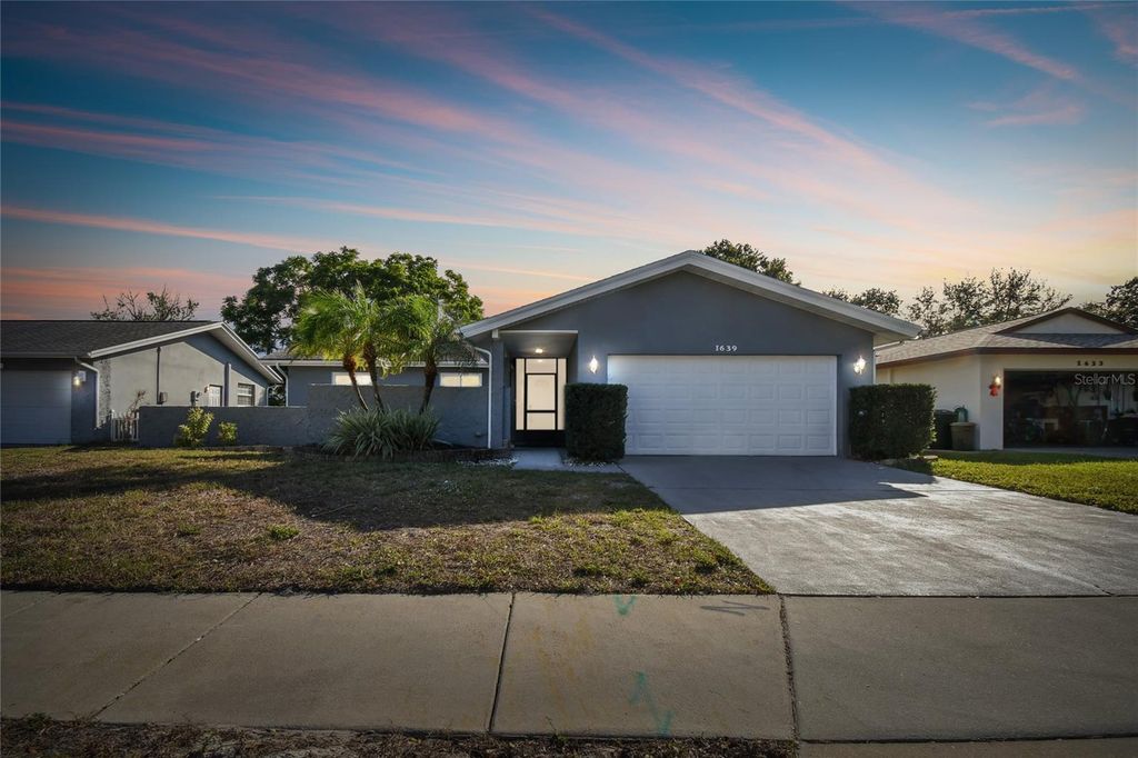 1639 SUMMIT WAY, Dunedin, FL 34698