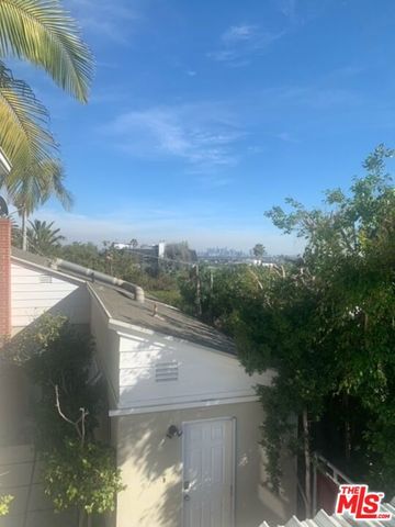 1211 Hilldale Avenue, West Hollywood, CA 90069