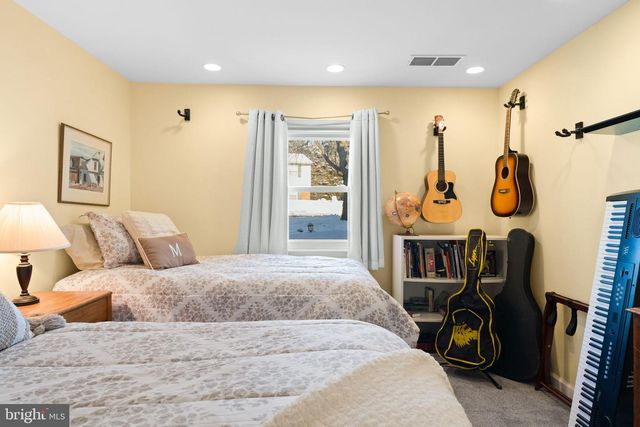 4066 CENTER AVE, Lafayette Hill, PA 19444