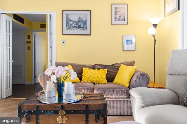 4066 CENTER AVE, Lafayette Hill, PA 19444