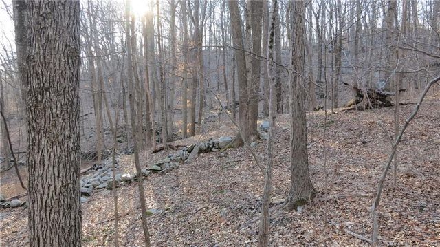 67 Umpawaug Road, Redding, CT 06896
