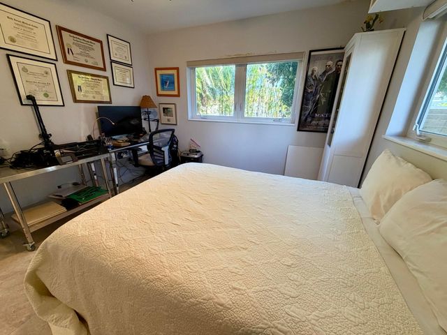 712 Forsyth Street, Boca Raton, FL 33487