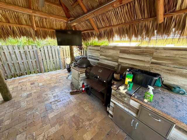 712 Forsyth Street, Boca Raton, FL 33487