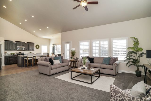 2513 W 840 N, Clinton, UT 84015