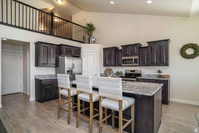 2513 W 840 N, Clinton, UT 84015